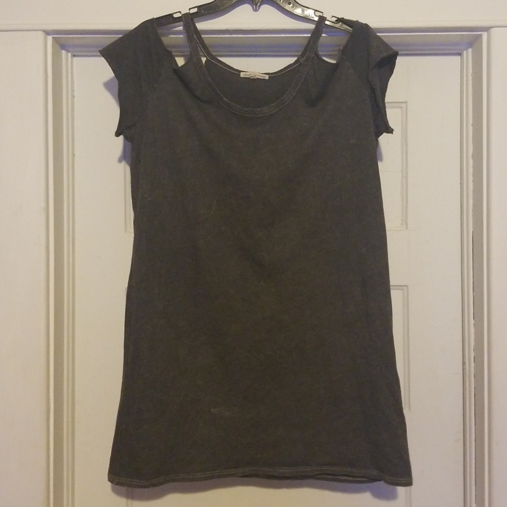 Cold shoulder tunic